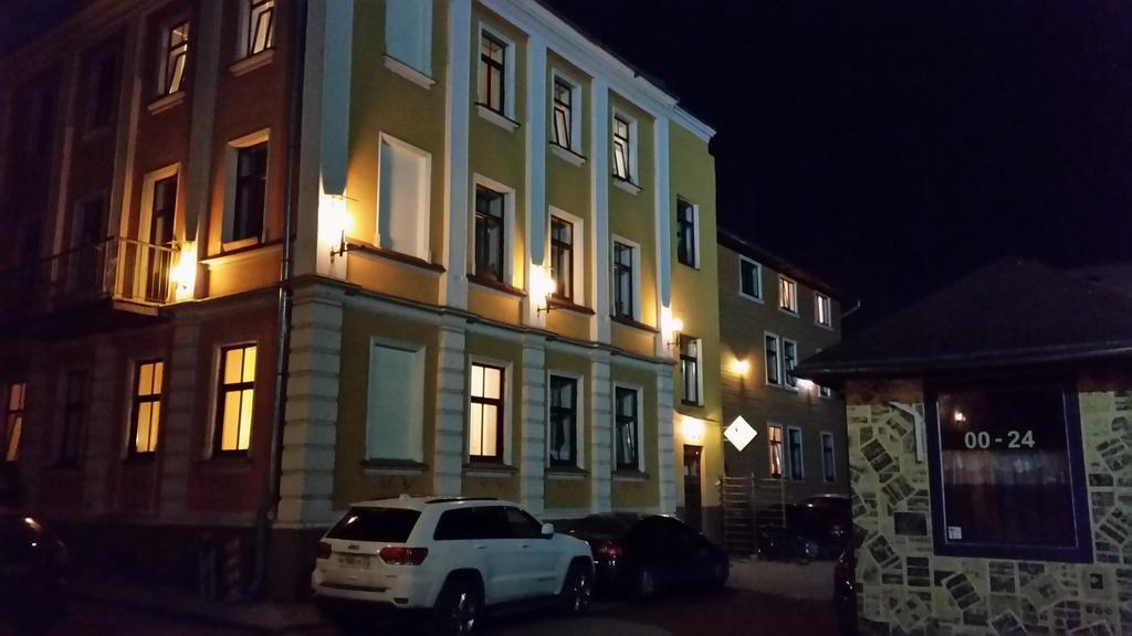 Hotel Knights Court Riga Exterior foto