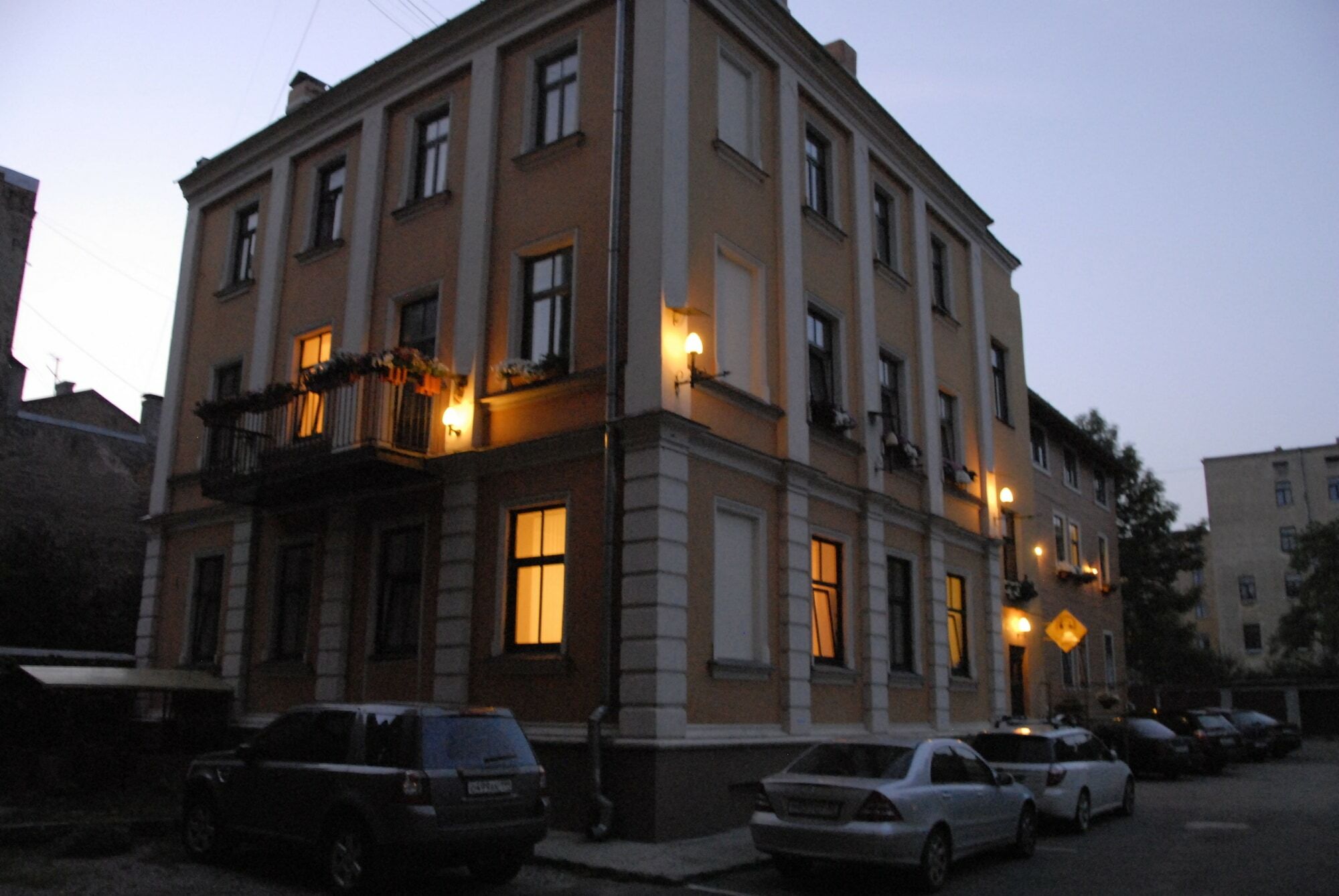 Hotel Knights Court Riga Exterior foto